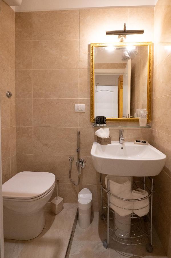 Venus Inn Rome Guest House المظهر الخارجي الصورة